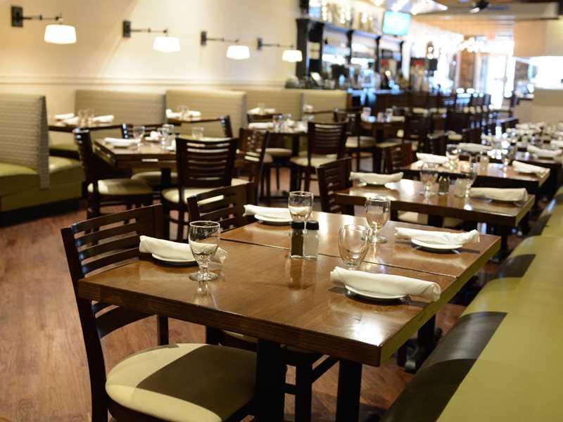 Lunch Specials Iavarone Italian Kitchen & Pizzeria, New Hyde Park, NY